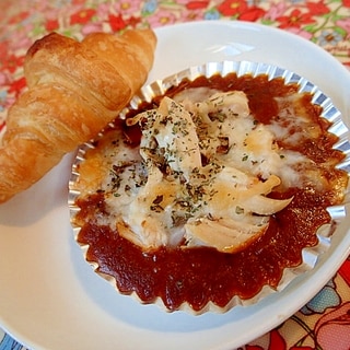 ハッシュでささみのチーズ焼きとクロワッサン♬